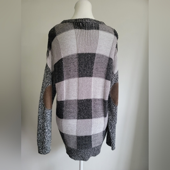 URBAN OUTFITTERS BDG  Oversized Sweater - Picture 7 of 10